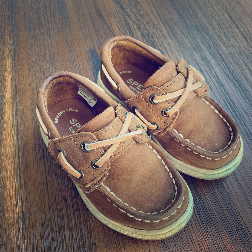 Sperry boat shoe 6.5W